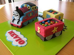 thomas the tank engine loco birthday cake